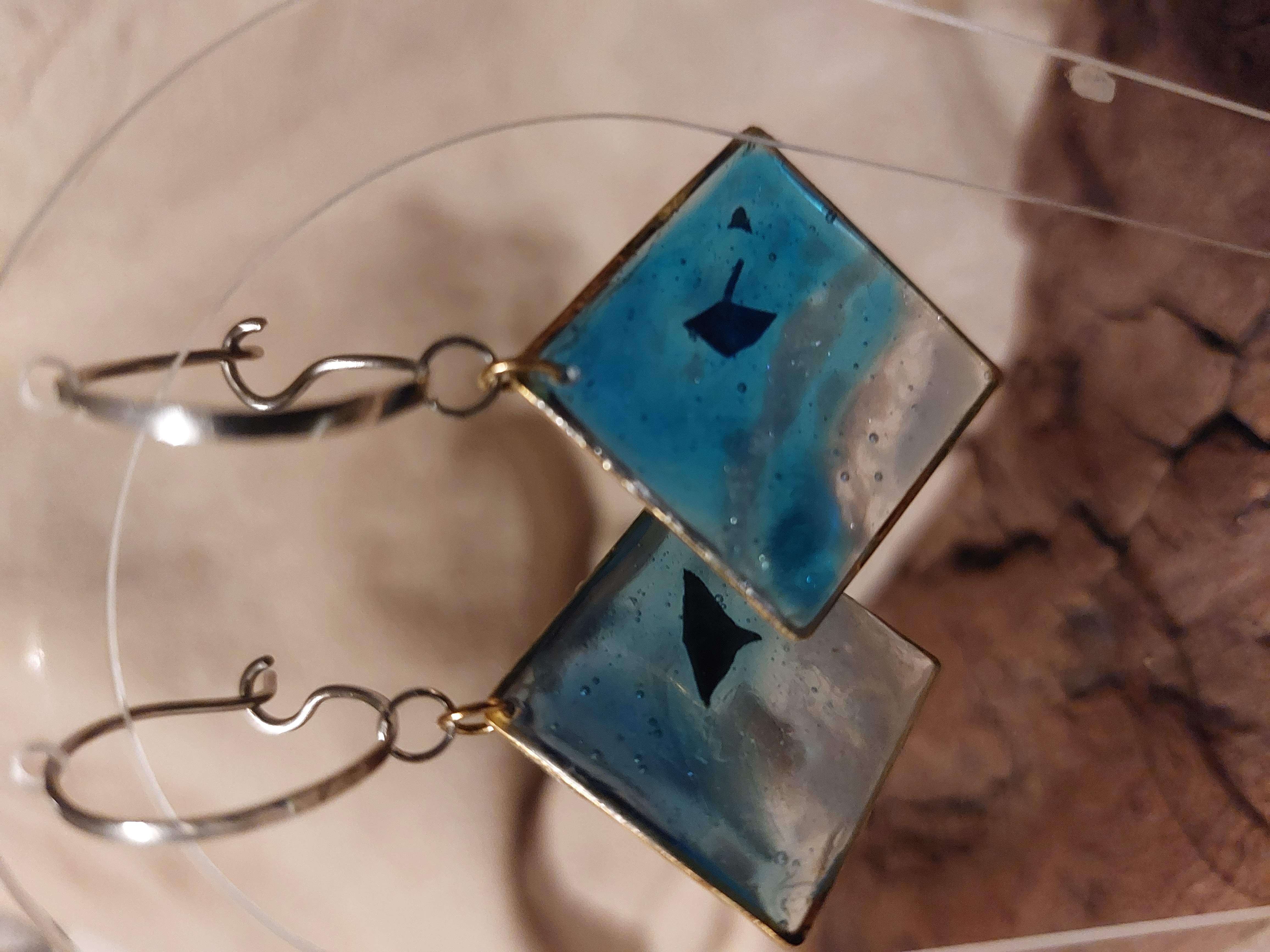 Boucles Marée secrète – Raie manta – Luminica Bijoux